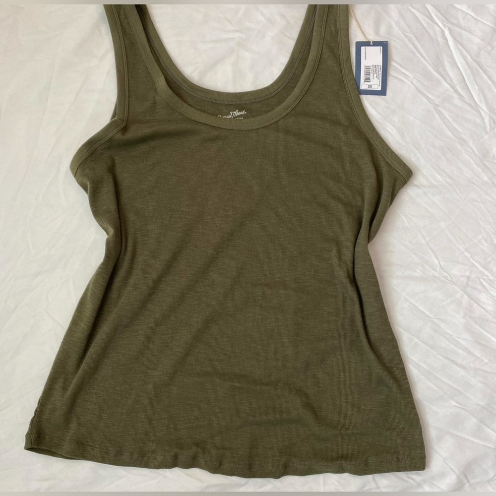 Plus size green tank top